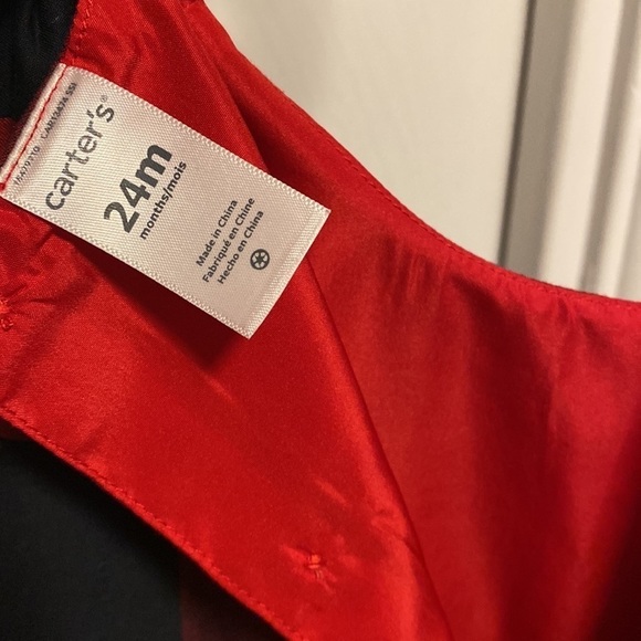 𝅺CARTER’S red and black dress. Size 24 months - Picture 3 of 3